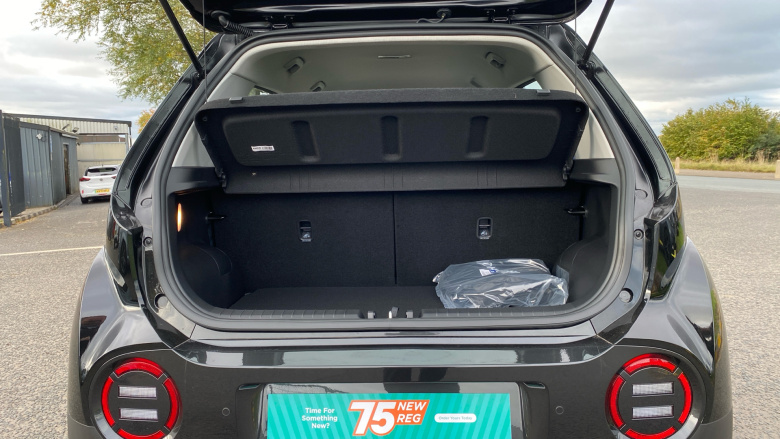 Hyundai INSTER 85kW 01 49kWh 5dr Auto Electric Hatchback